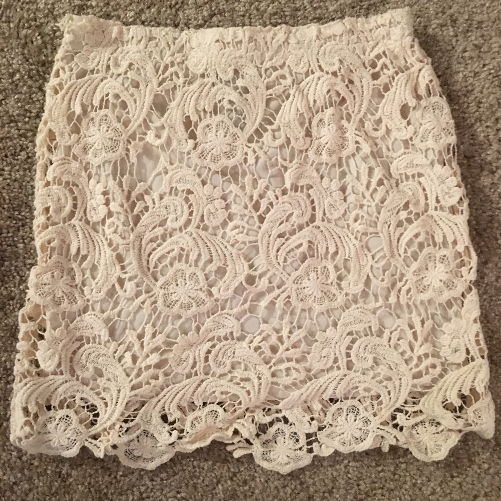 Wet Seal Cream Lace Mini Skirt